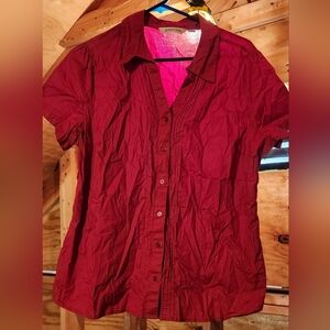 Red st. John's bay xl shirt